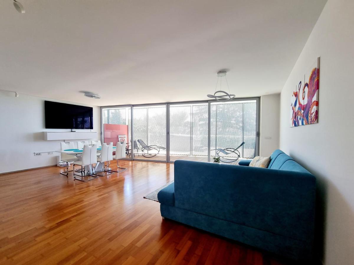 Vip Apartment בפורטורוז מראה חיצוני תמונה