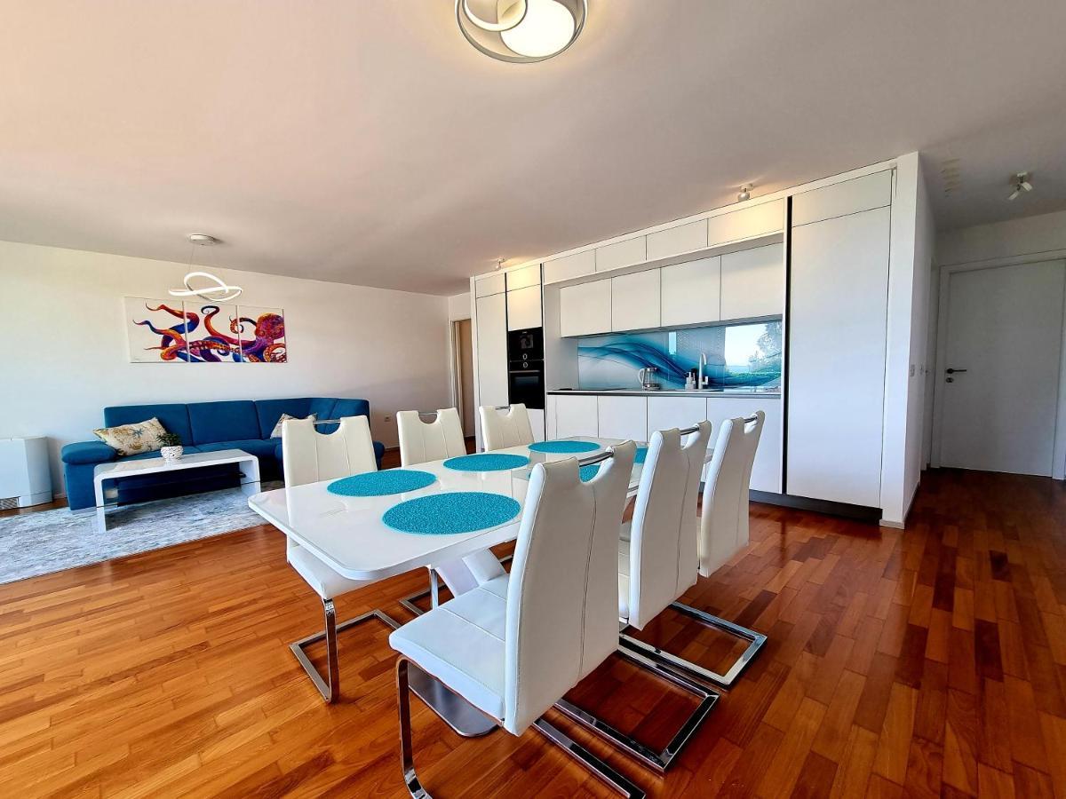Vip Apartment בפורטורוז מראה חיצוני תמונה