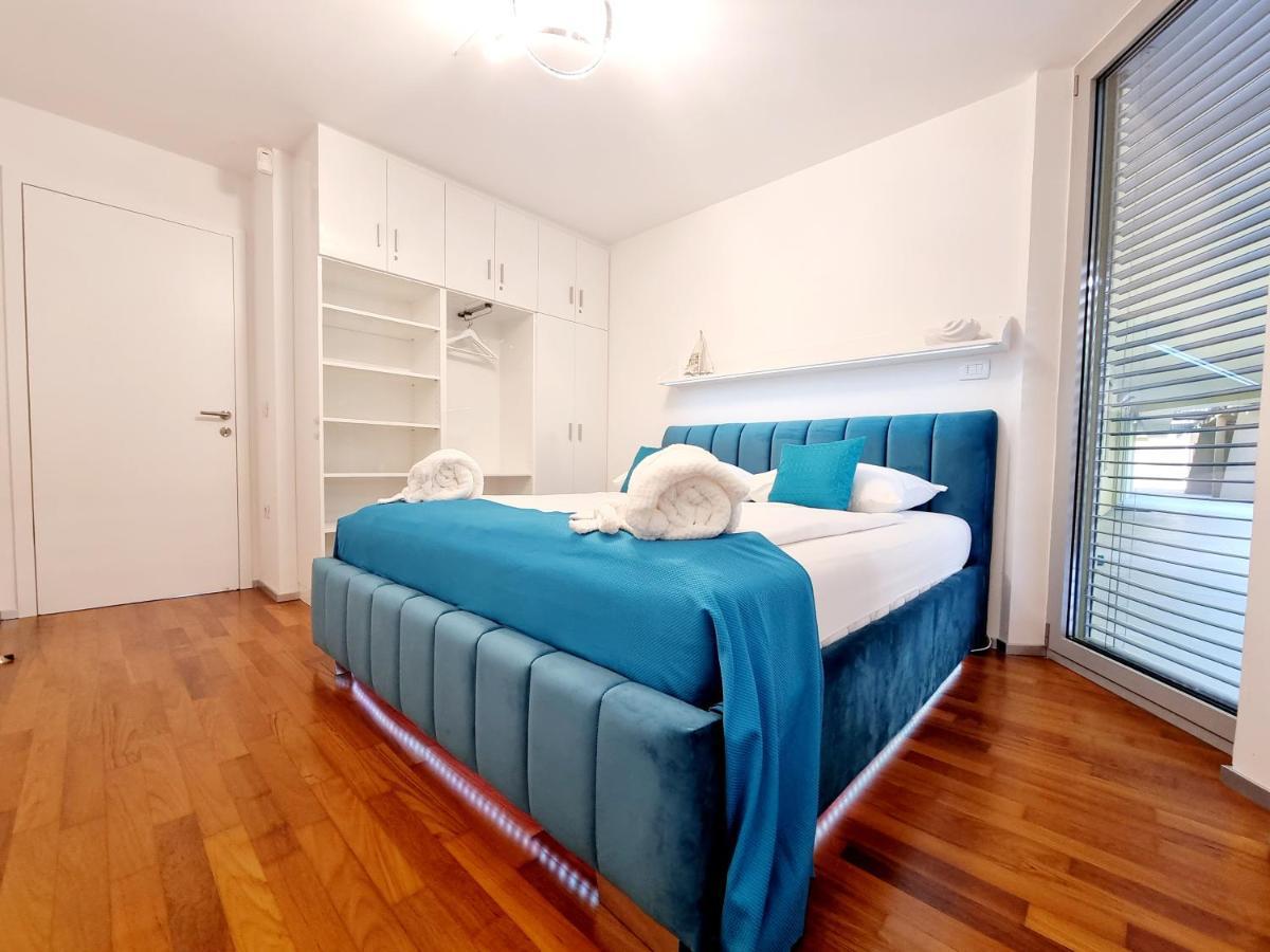 Vip Apartment בפורטורוז מראה חיצוני תמונה